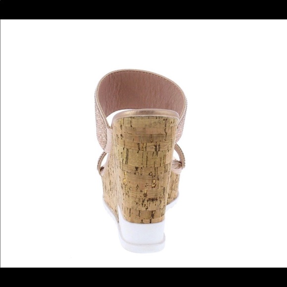 Women’s Platforms - Picture 3 of 3